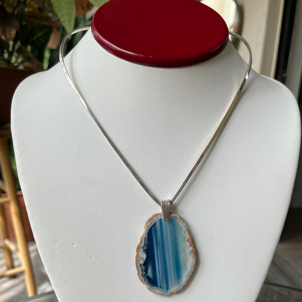 Agate Sterling Silver Pendant - Picture 2 of 10